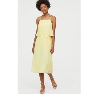 H&M | Yellow Pleated Chiffon Calf Dress